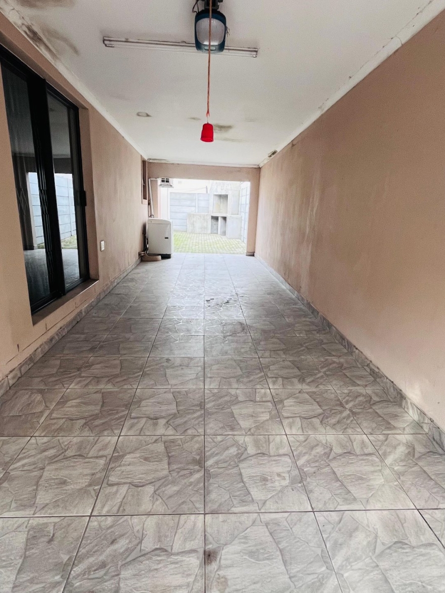 3 Bedroom Property for Sale in Hamilton Estate Western Cape